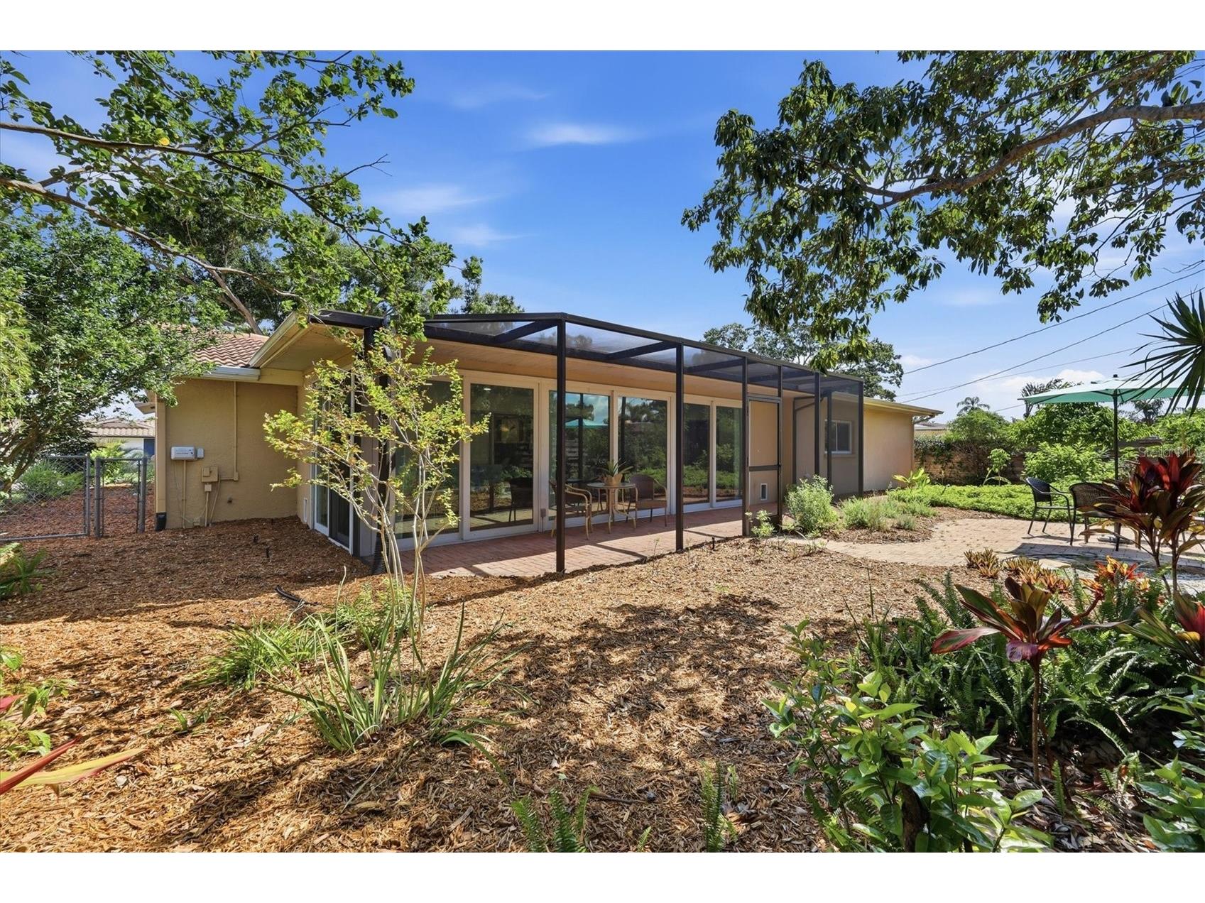 3504 Brookline Drive Sarasota FL 34239 A4699281 image26