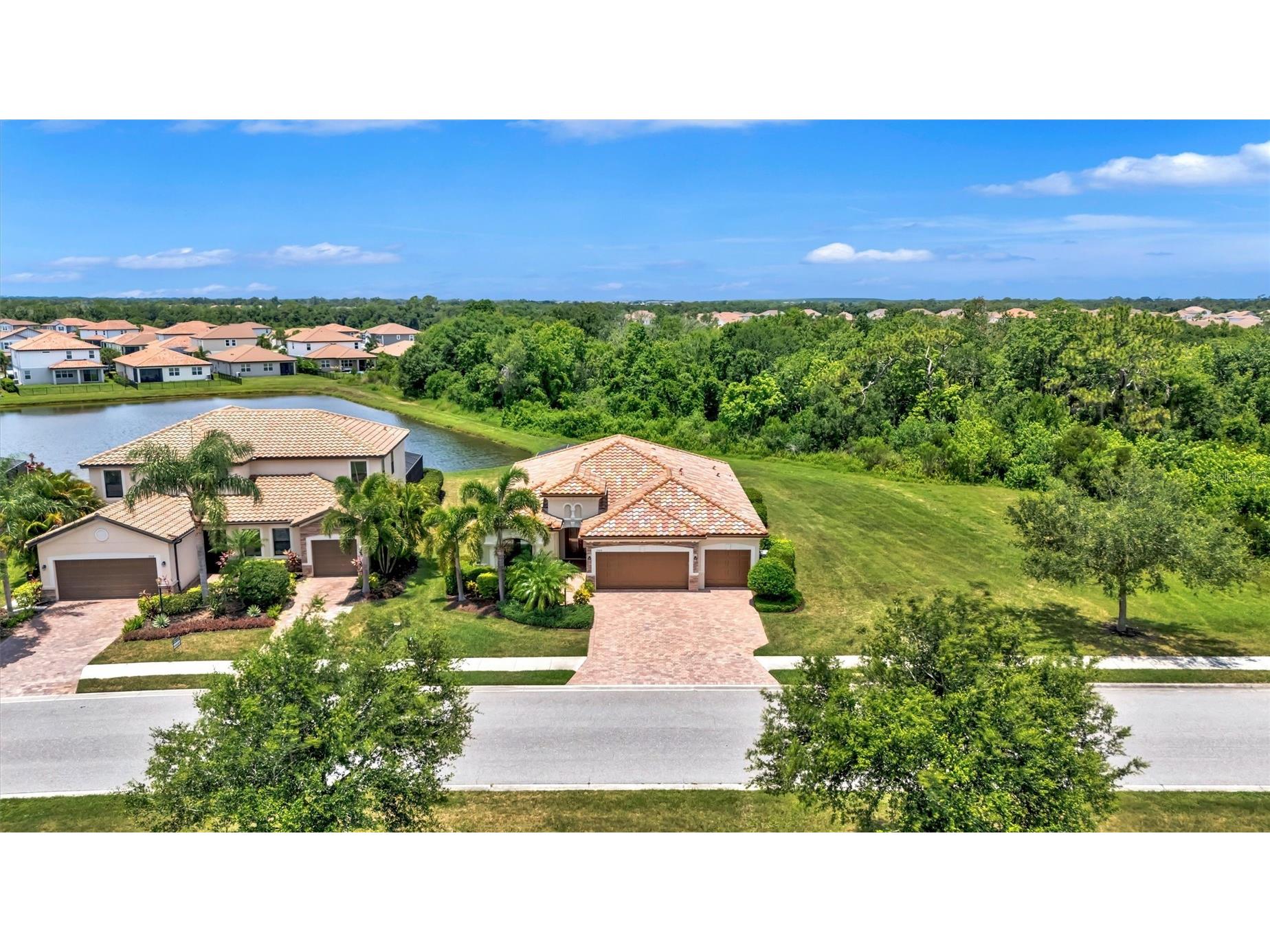 3504 Scrub Creek Run Bradenton FL 34211 A4697317 image2