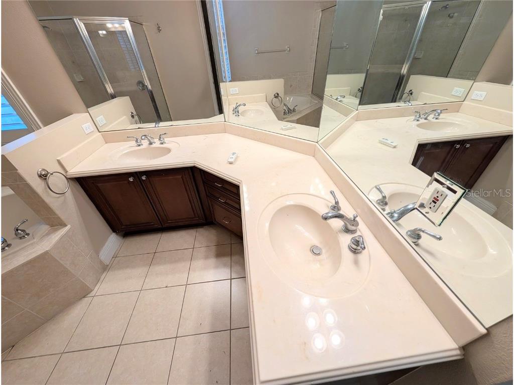 3504 Shorewood Drive Kissimmee FL 34746 O6319449 image20