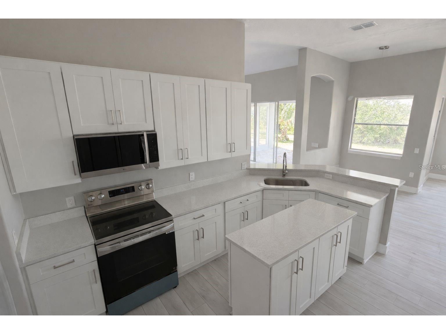 3504 Valleyview Drive Kissimmee FL 34746 O6398665 image7