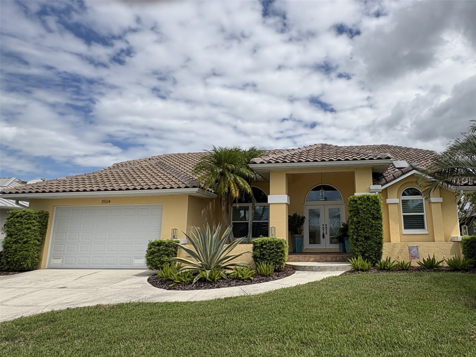 3504 Whippoorwill Boulevard Punta Gorda FL 33950 - DIPPER CANAL C7515466 image1