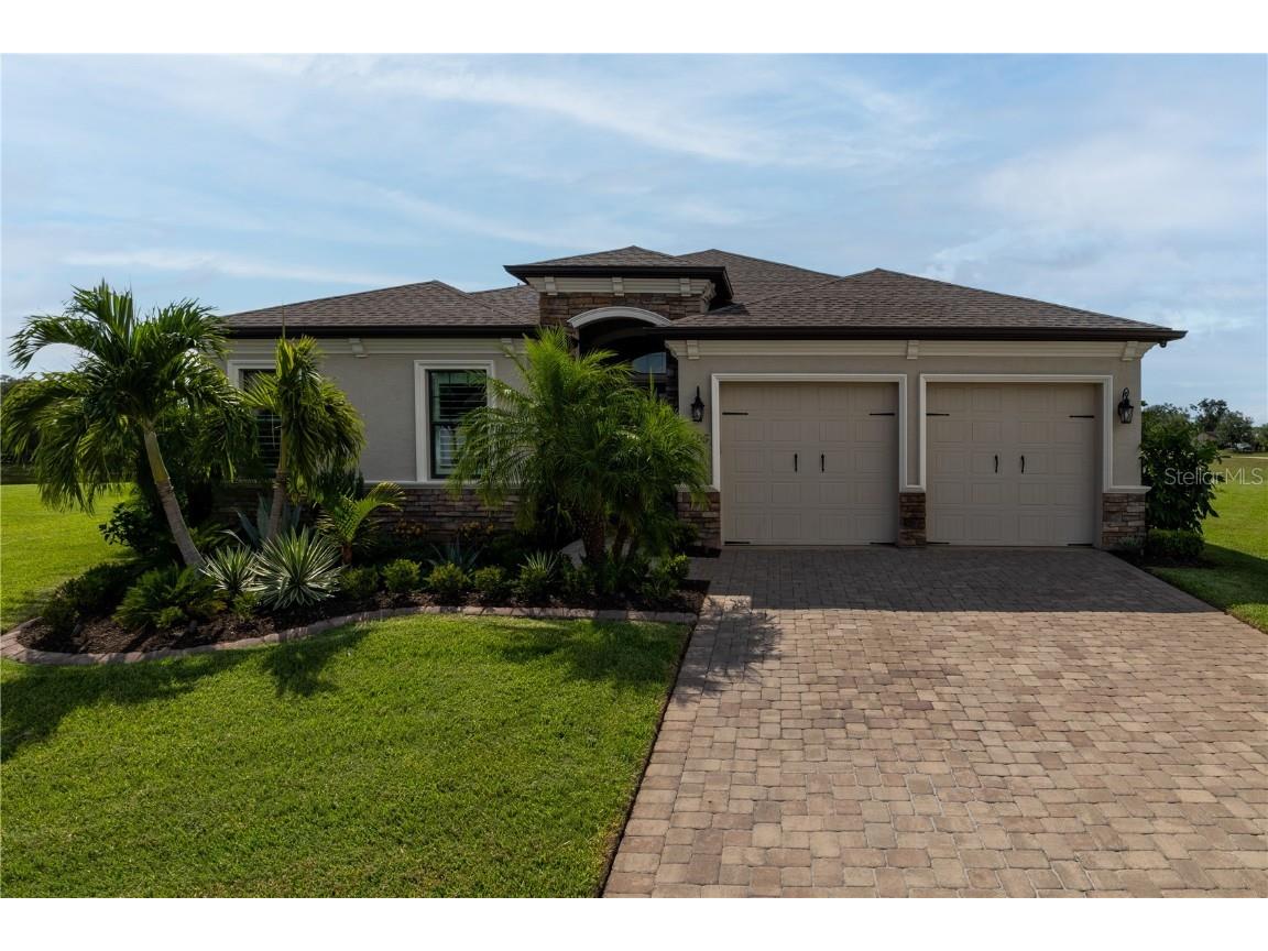 3505 67th Terrace E Sarasota FL 34243 A4577295 image1