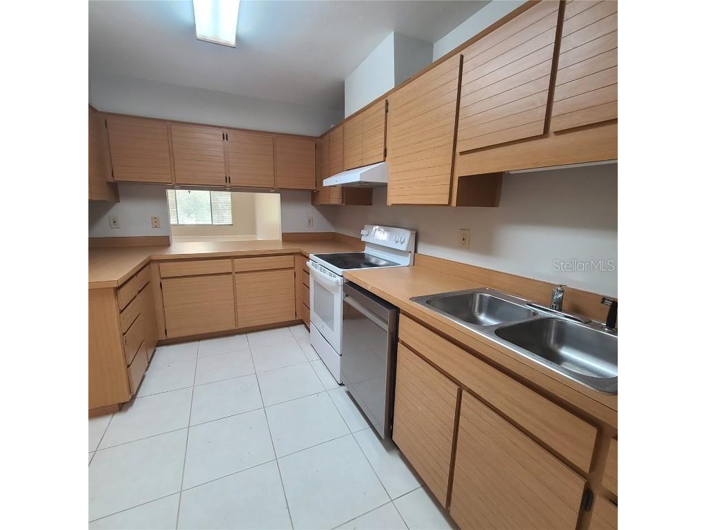 3505 Tarpon Woods Boulevard #K408 Palm Harbor FL 34685 TB8402615 image8