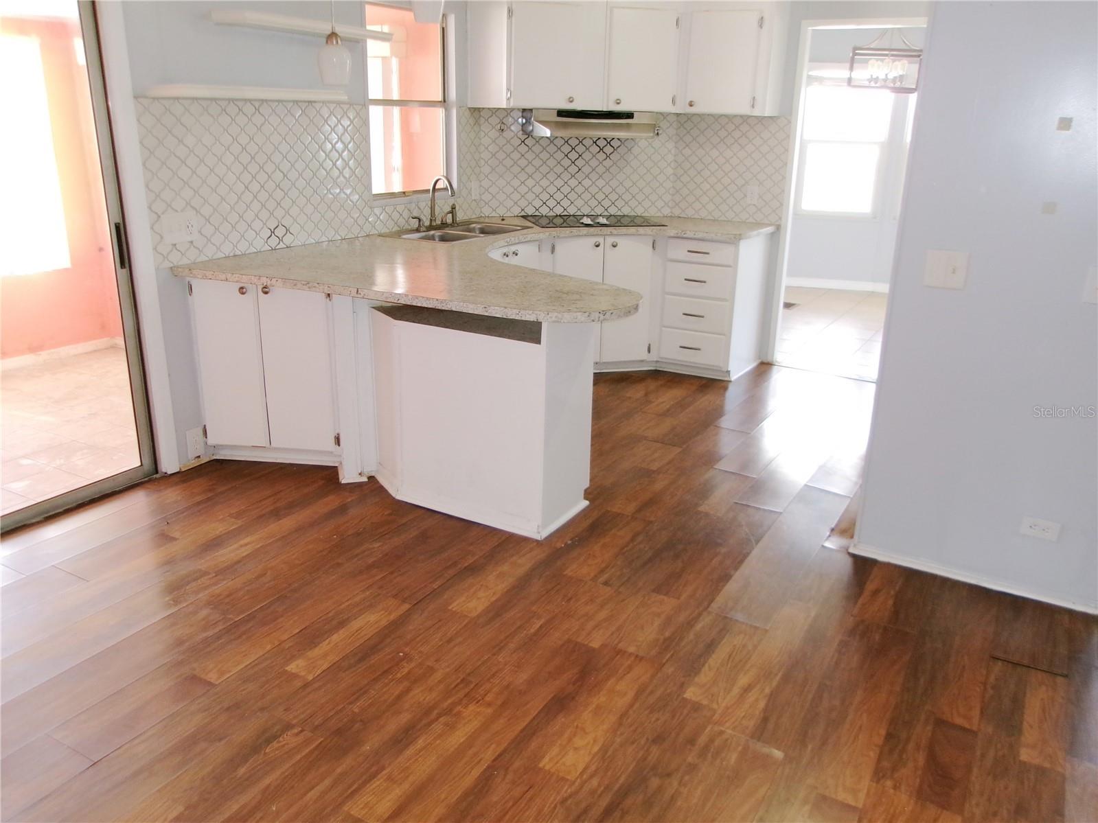 35055 Dale Avenue Zephyrhills FL 33541 TB8515962 image7
