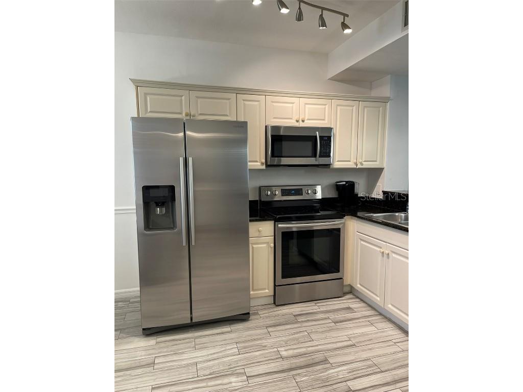 3506 54th Drive W #105 Bradenton FL 34210 A4663355 image3