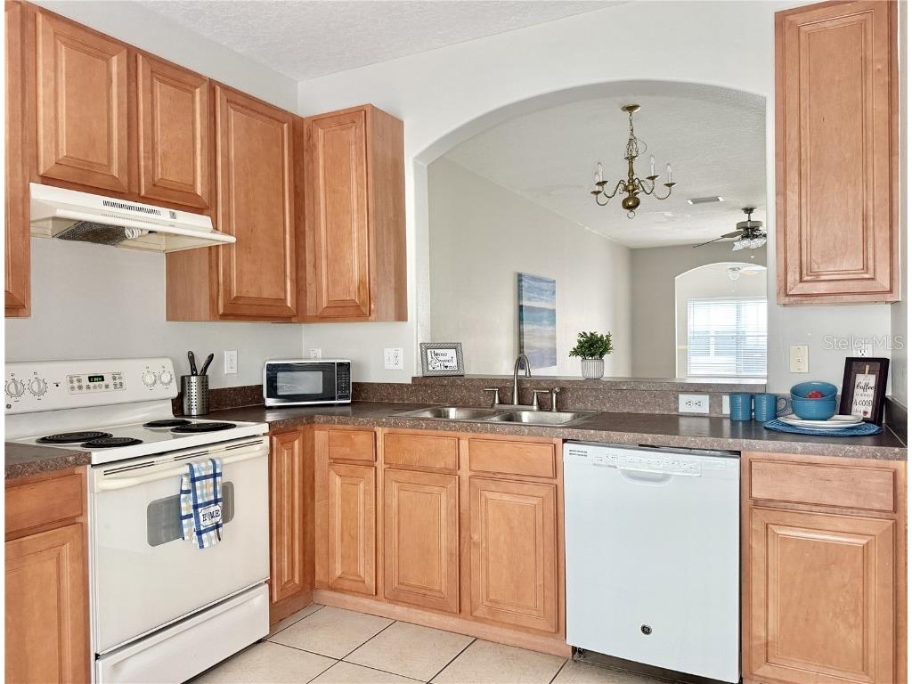 3506 High Hampton Cir Tampa FL 33610 TB8433303 image4