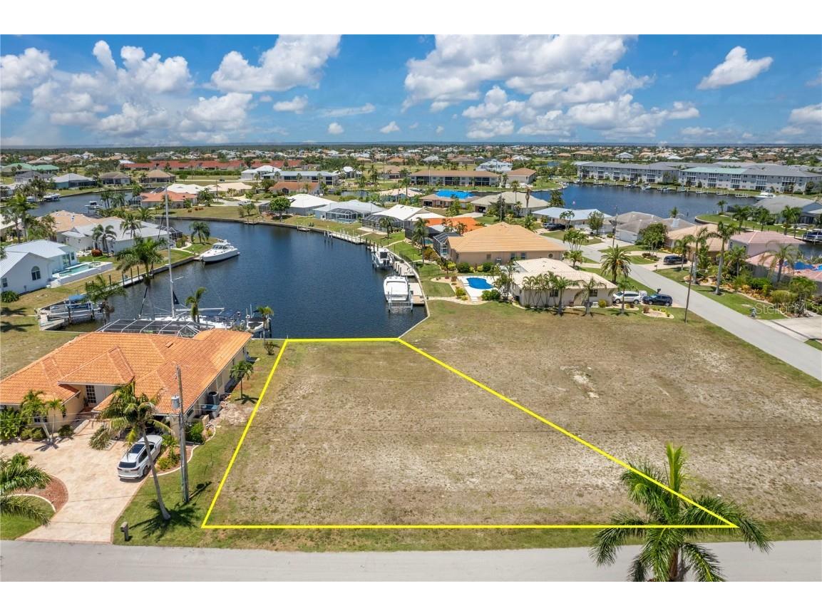 3507 Blue Jay Drive Punta Gorda FL 33950 C7476666 image1
