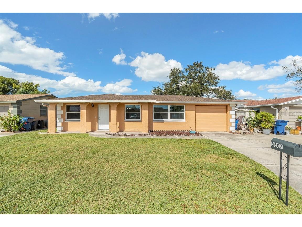 3507 Cincinnati Drive #9 Holiday FL 34691 TB8310357 image1