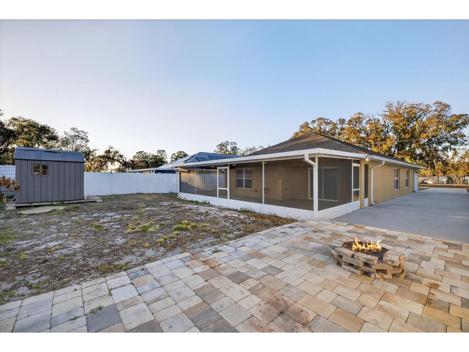 3507 Gloria Avenue Plant City FL 33563 TB8475526 image32