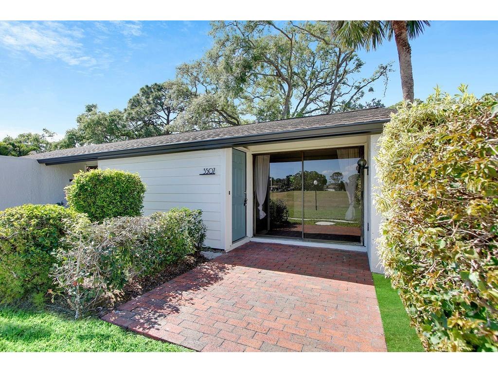 3507 Longmeadow #4 Sarasota FL 34235 A4684989 image2