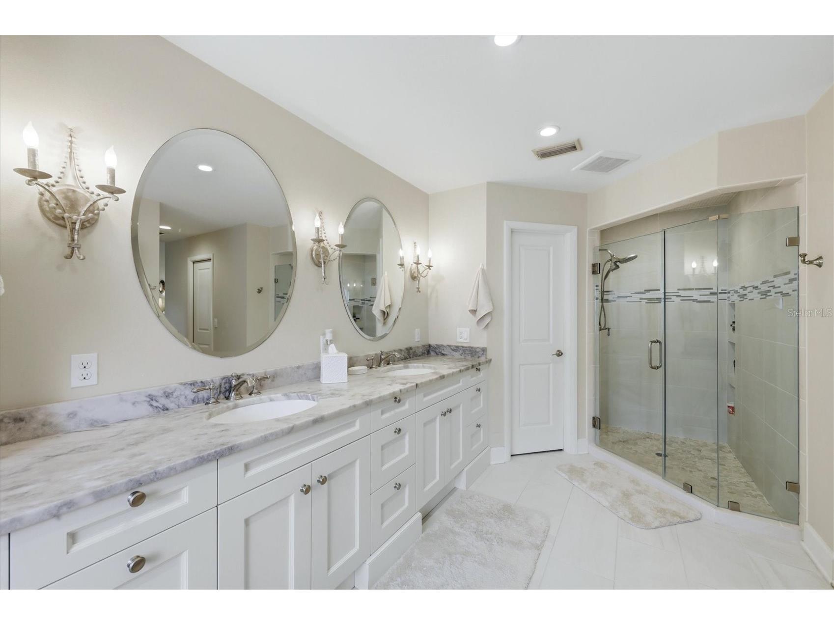 3508 Avenida Madera Bradenton FL 34210 A4688252 image37