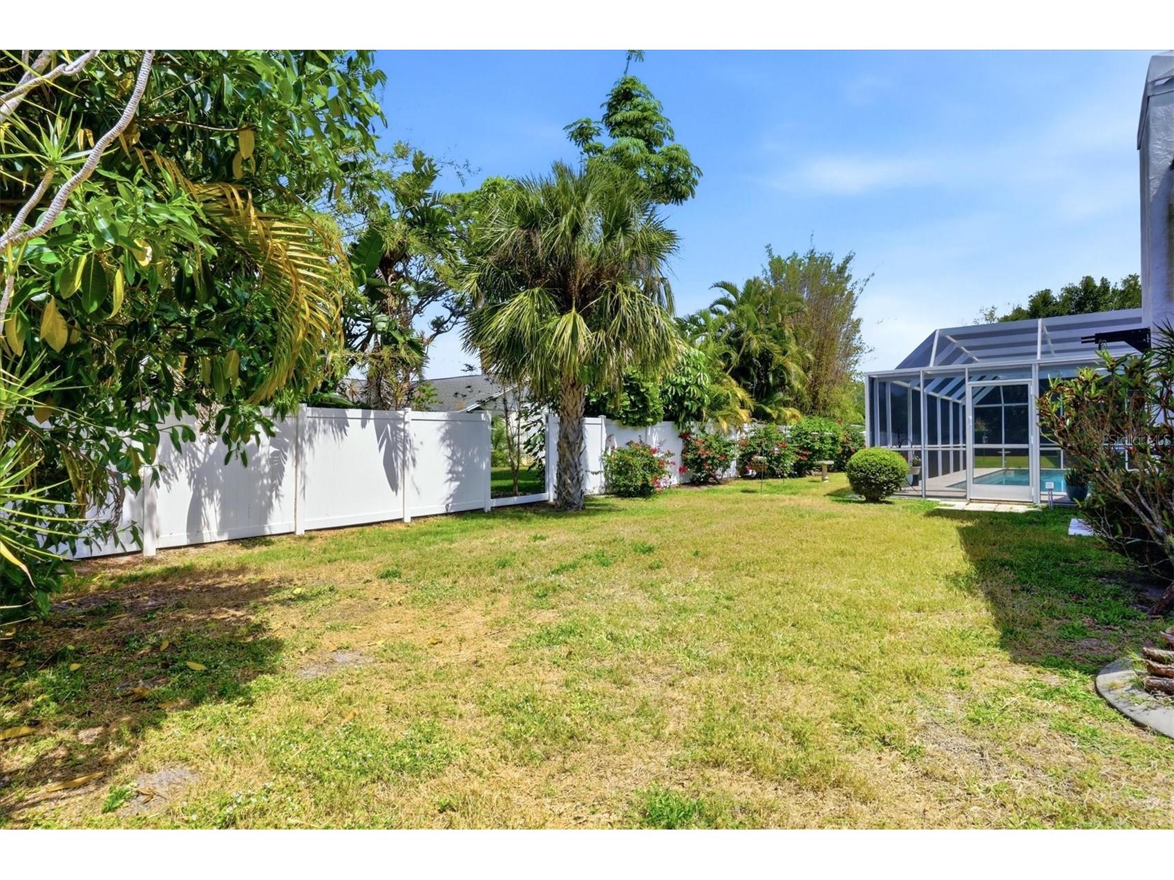 3508 Avenida Madera Bradenton FL 34210 A4688252 image51