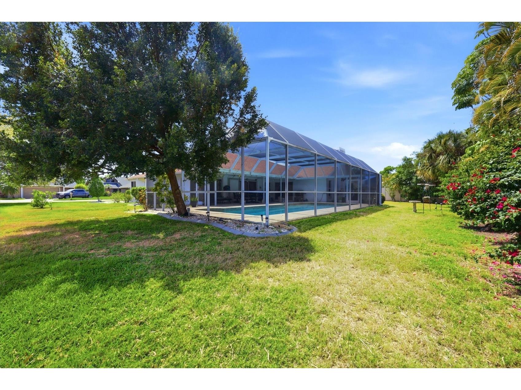 3508 Avenida Madera Bradenton FL 34210 A4688252 image54