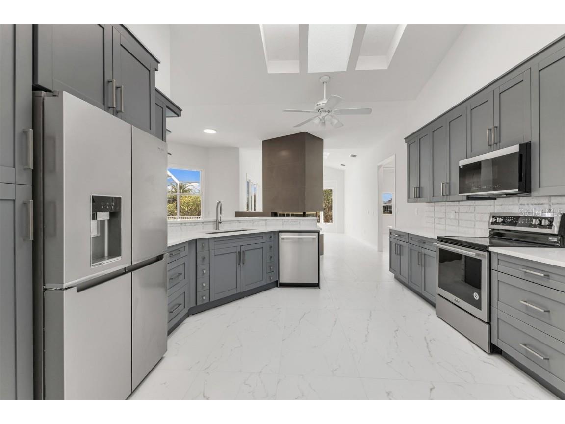 3508 Blue Jay Drive Punta Gorda FL 33950 - TOWHEE CANAL C7516547 image2