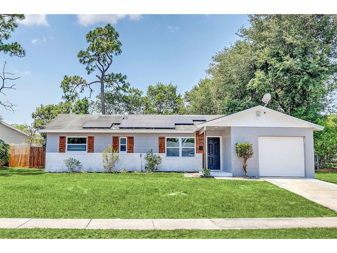 3508 Leprechaun Way Orlando FL 32808 O6110919 image1