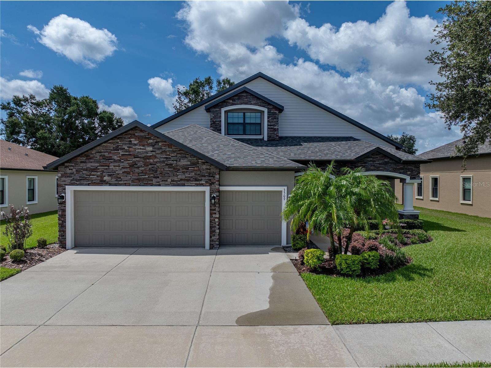 3509 Starling Estates Court Valrico FL 33596 TB8415245 image1