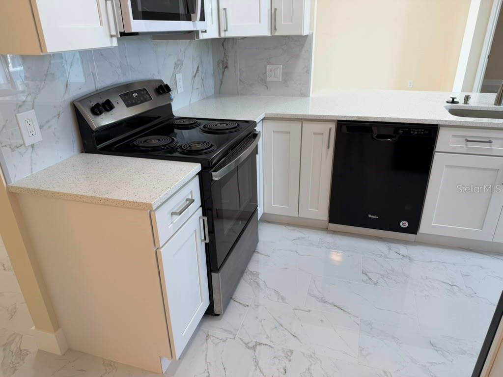 351 Corsica Court Kissimmee FL 34758 S5154277 image6