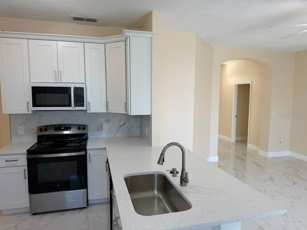 351 Corsica Court Kissimmee FL 34758 S5154277 image8