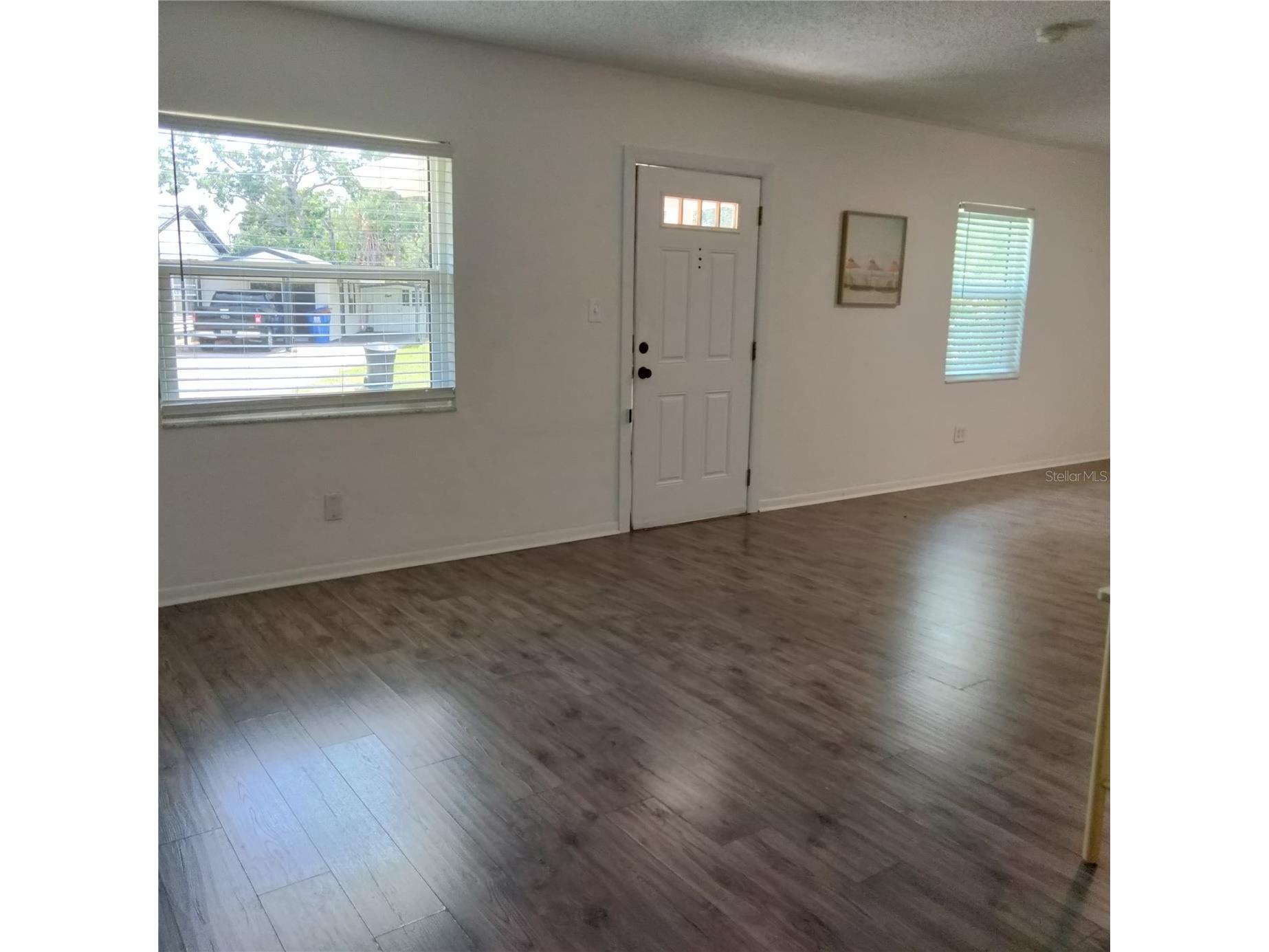 351 Davenport Avenue NE Saint Petersburg FL 33702 TB8496508 image10