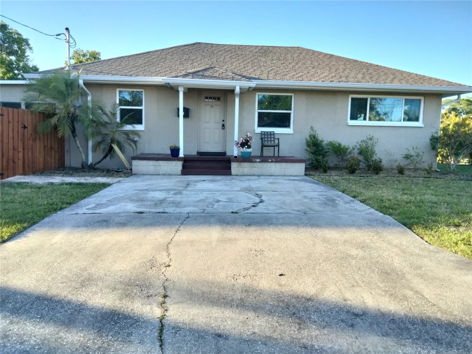 351 Davenport Avenue NE Saint Petersburg FL 33702 TB8496508 image2