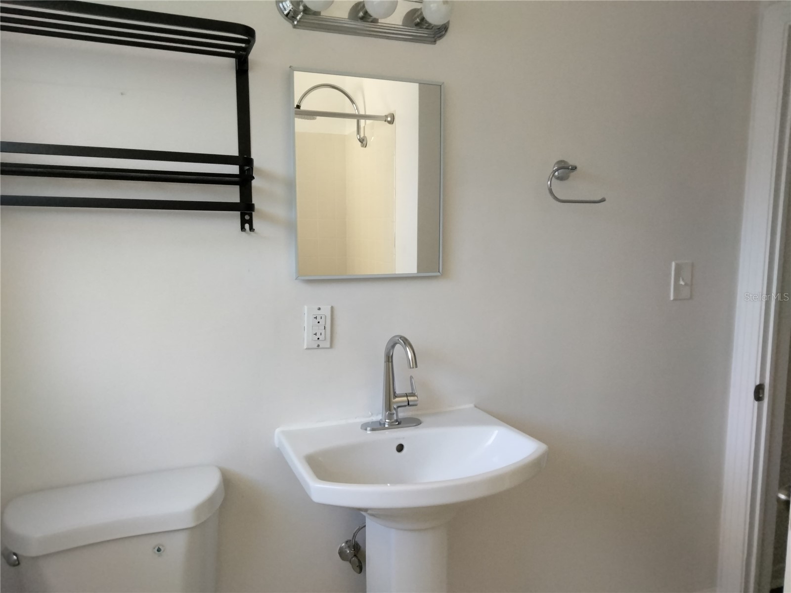 351 Davenport Avenue NE Saint Petersburg FL 33702 TB8496508 image23