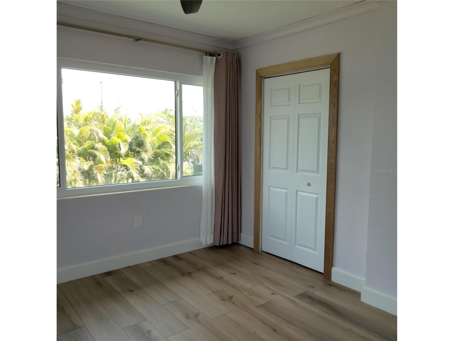 351 Davenport Avenue NE Saint Petersburg FL 33702 TB8496508 image24