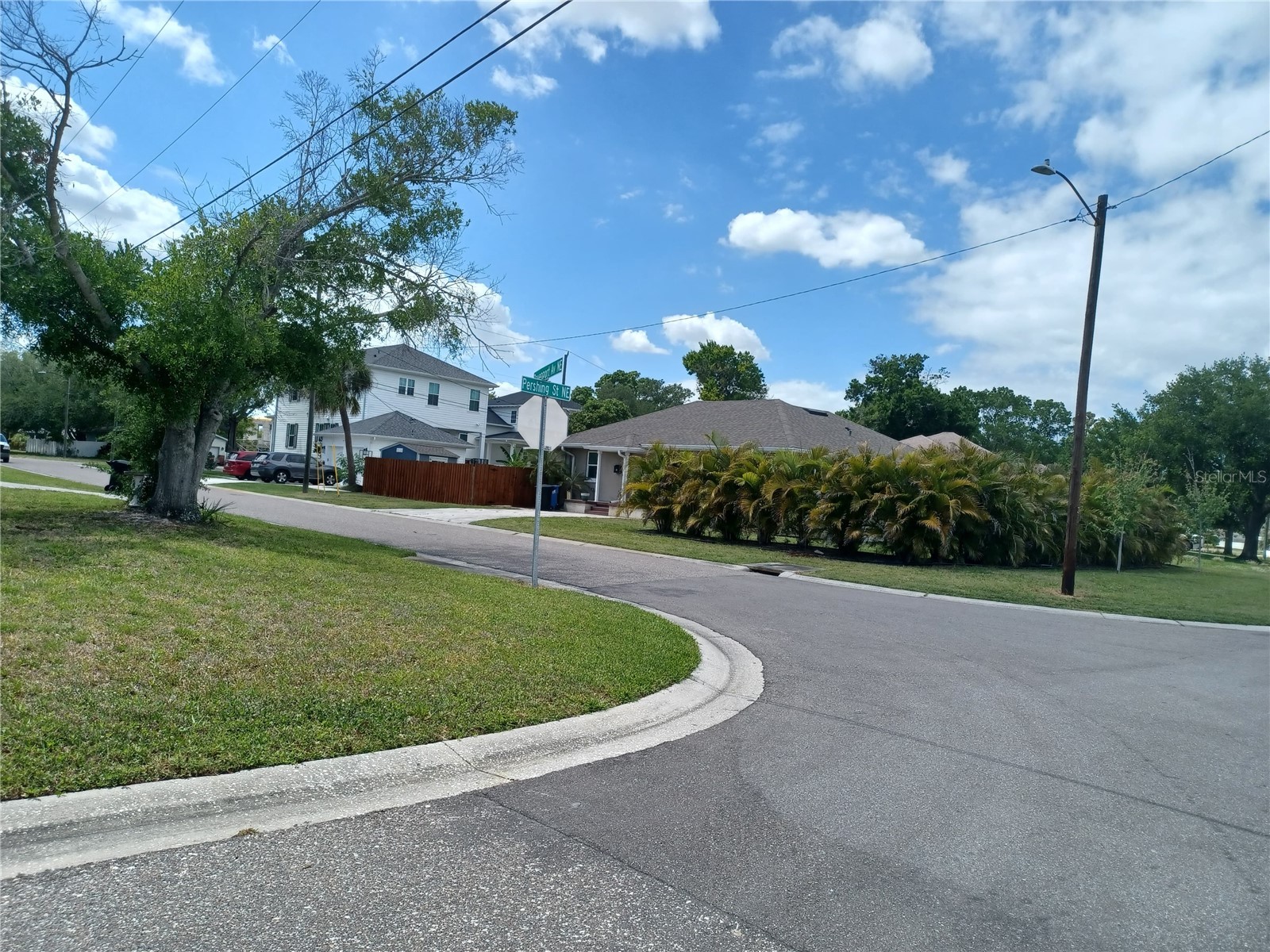 351 Davenport Avenue NE Saint Petersburg FL 33702 TB8496508 image34