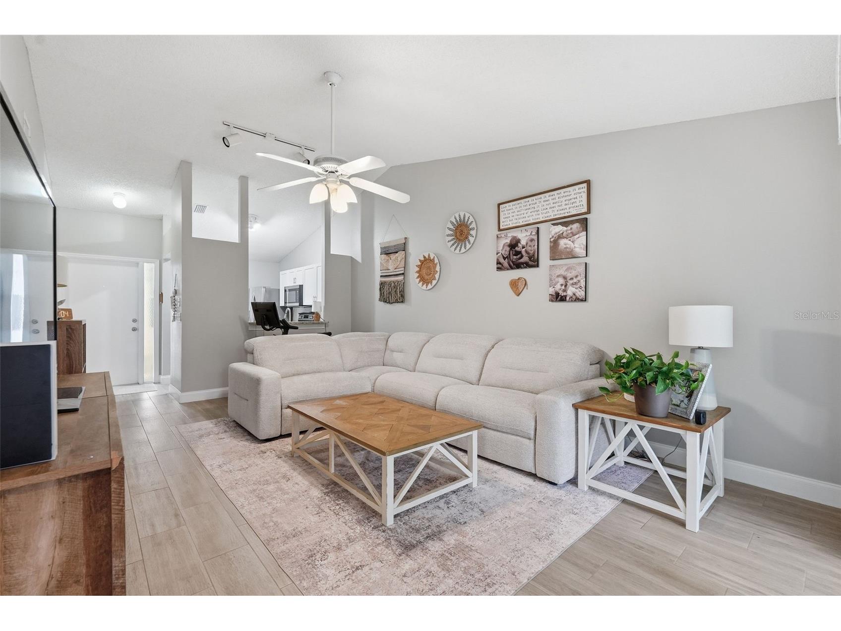 351 Ixora Drive #61 Palm Harbor FL 34684 TB8506027 image18