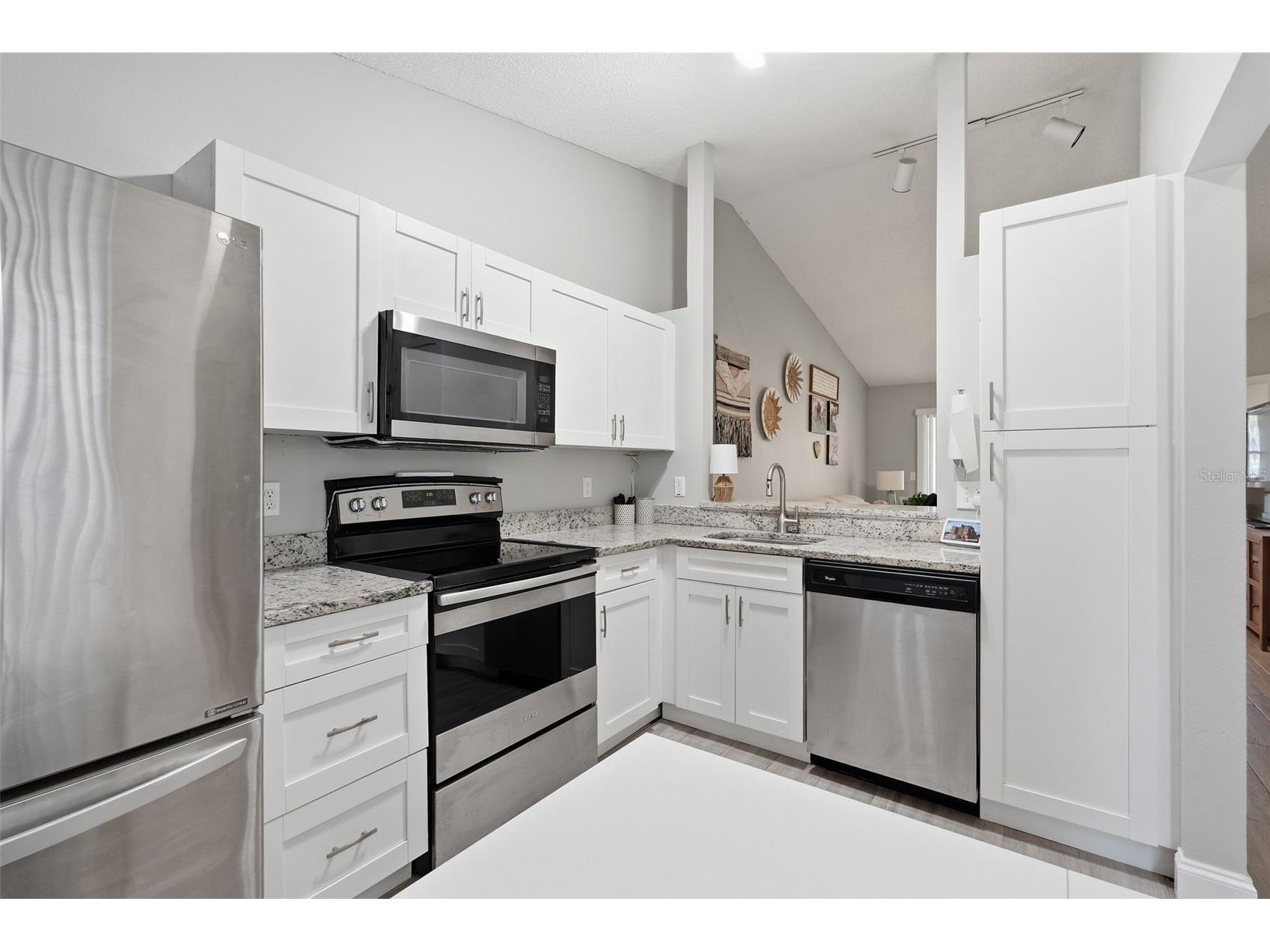 351 Ixora Drive #61 Palm Harbor FL 34684 TB8506027 image21