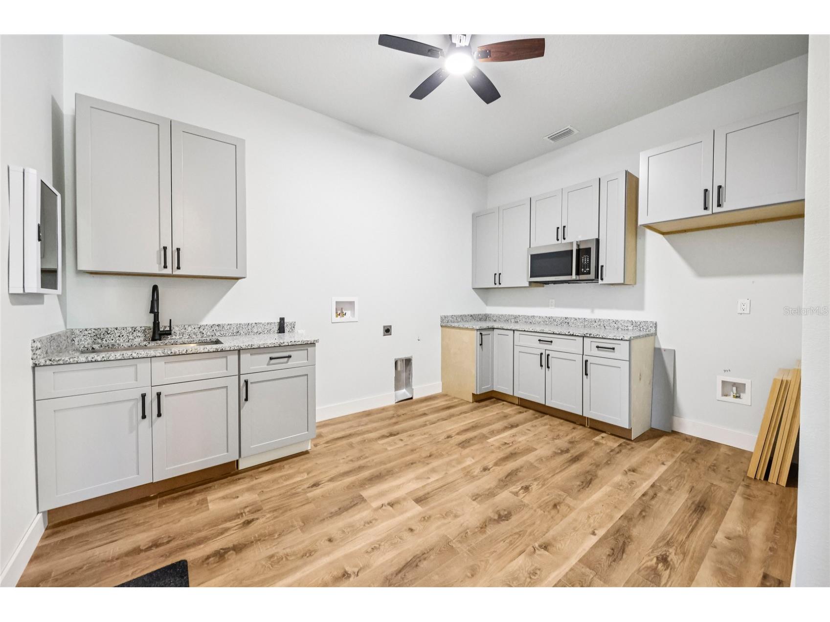 351 Mitnik Drive Deltona FL 32738 V4948051 image43