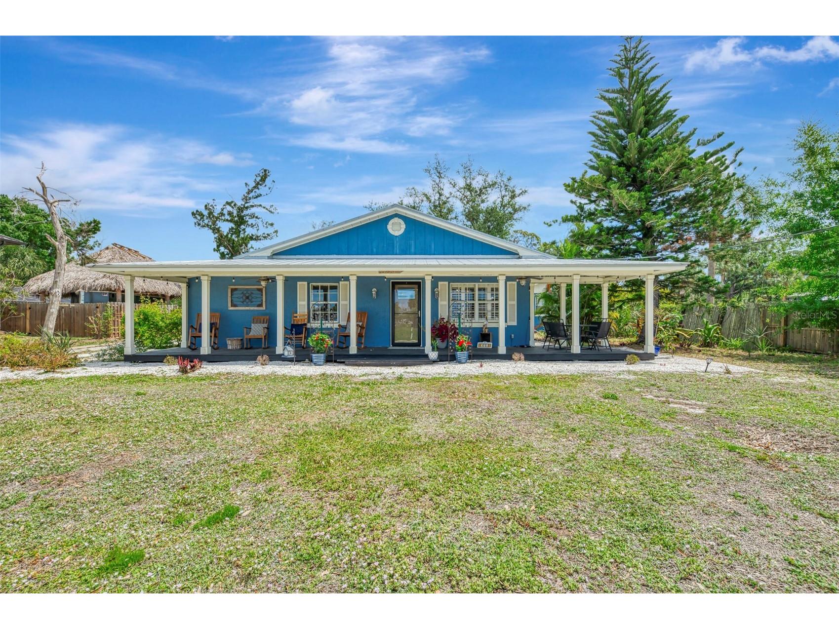 351 Oak Street Englewood FL 34223 D6146962 image1