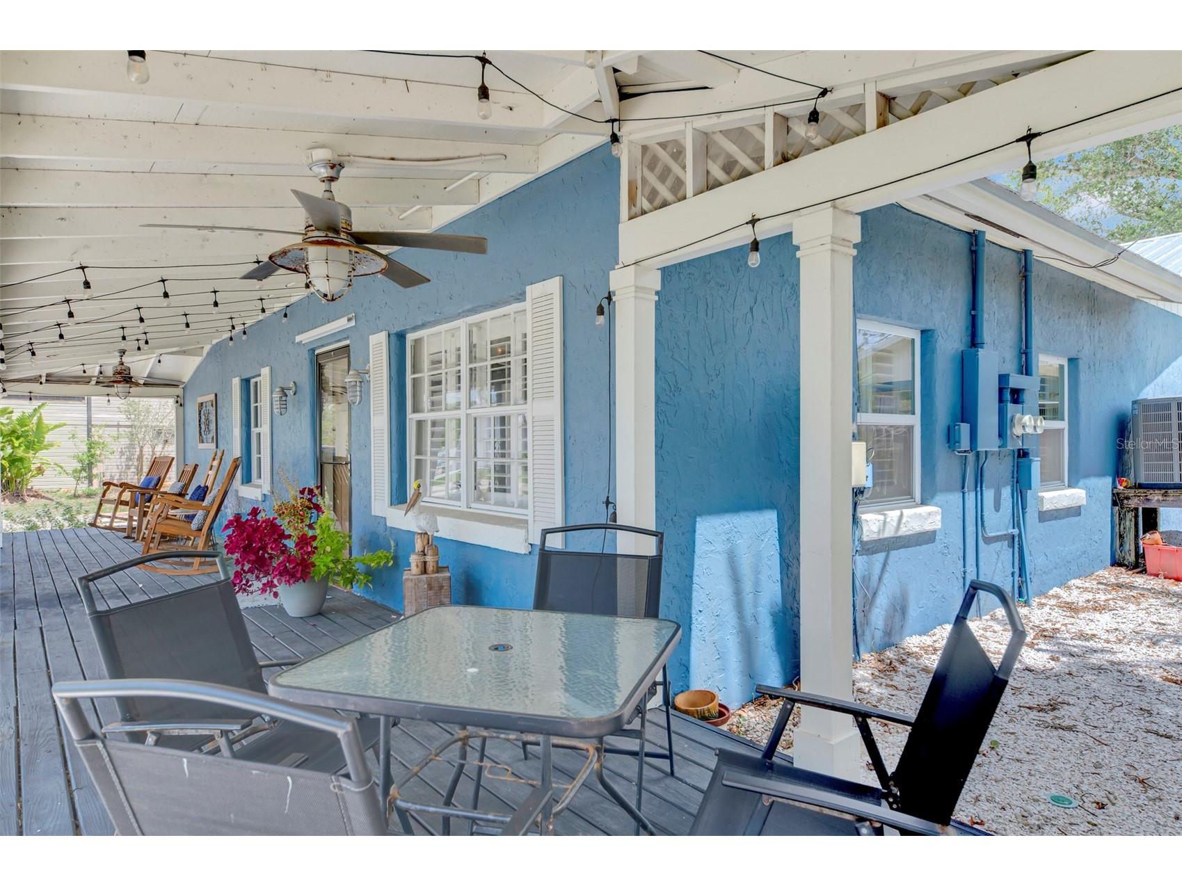 351 Oak Street Englewood FL 34223 D6146962 image3