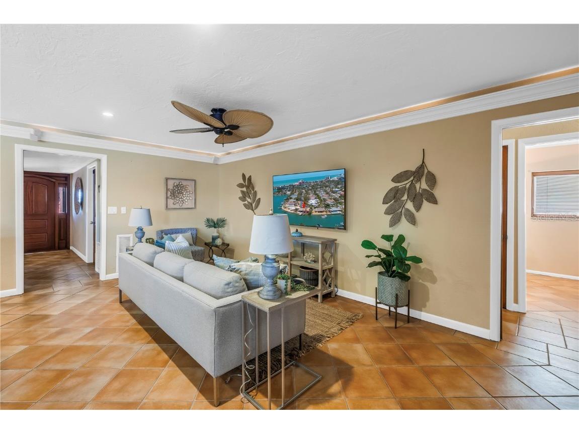 351 S Julia Circle Saint Pete Beach FL 33706 TB8359802 image10