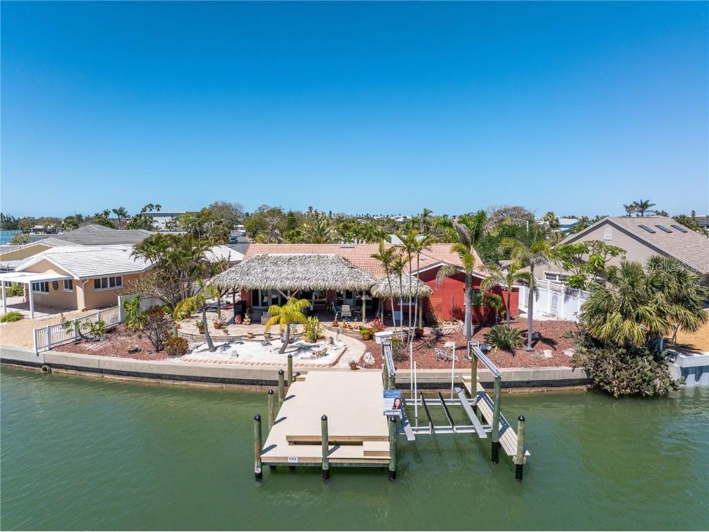 351 S Julia Circle Saint Pete Beach FL 33706 TB8359802 image2