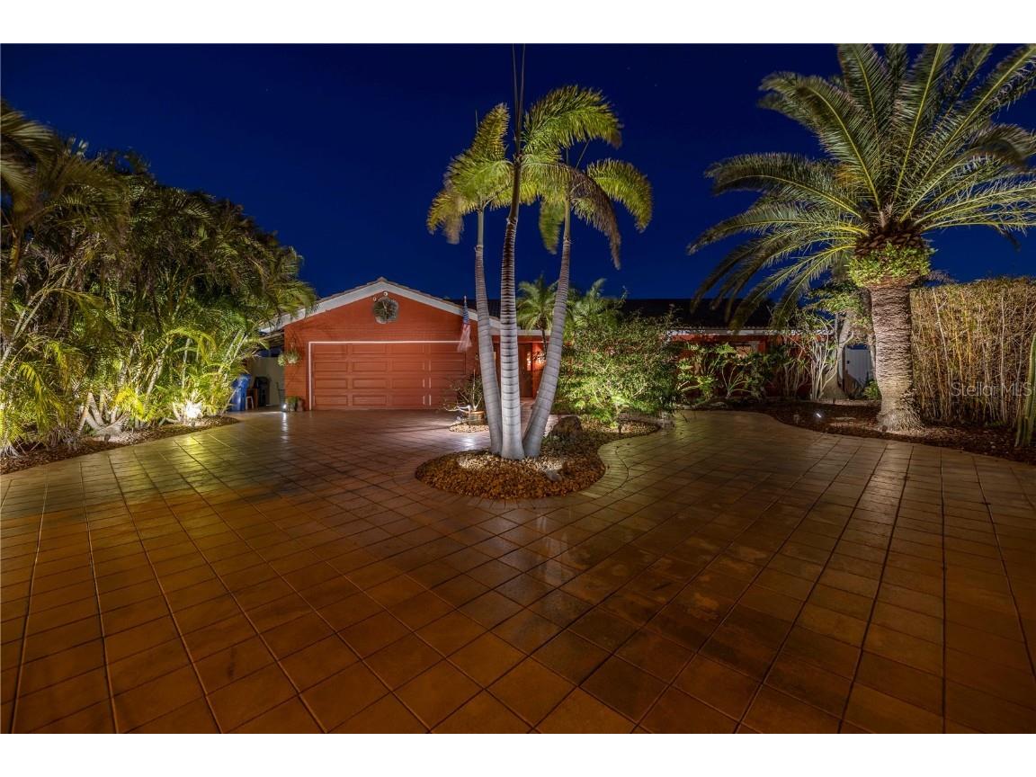 351 S Julia Circle Saint Pete Beach FL 33706 TB8359802 image93