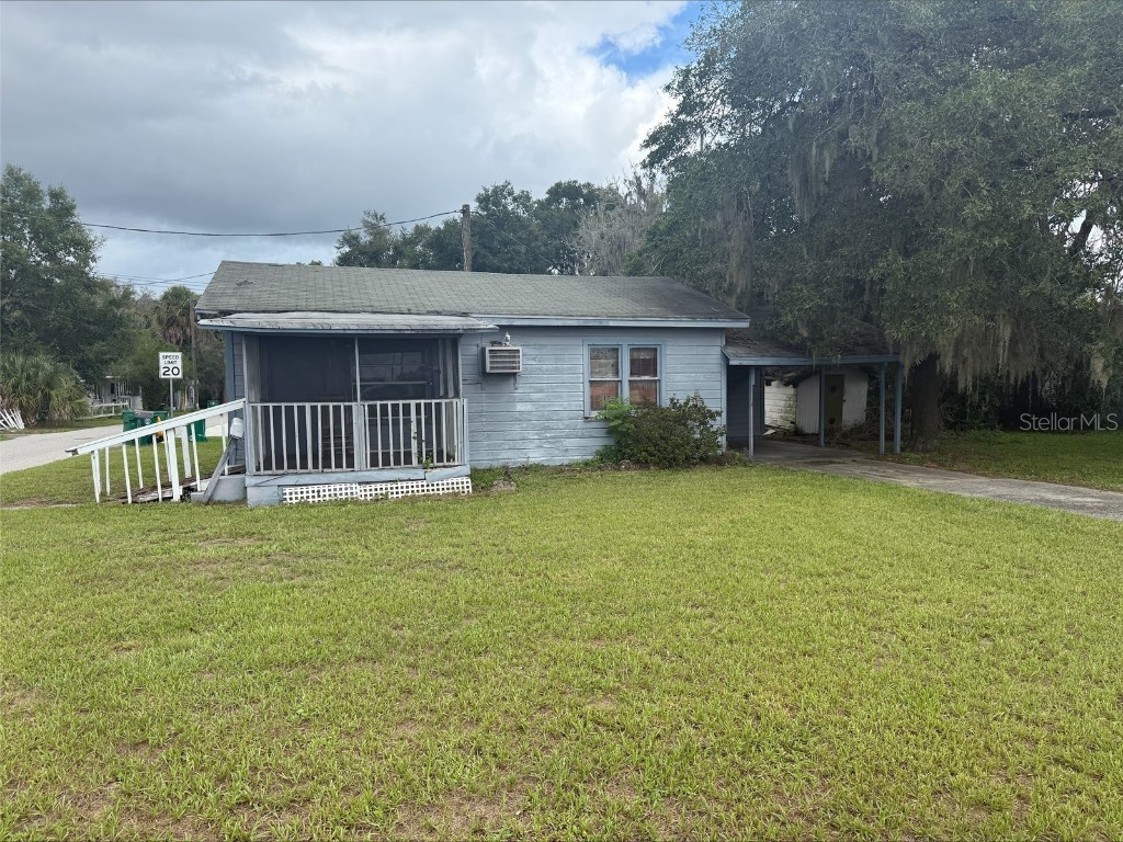 351 S Osceola Street Deland FL 32724 V4945371 image1