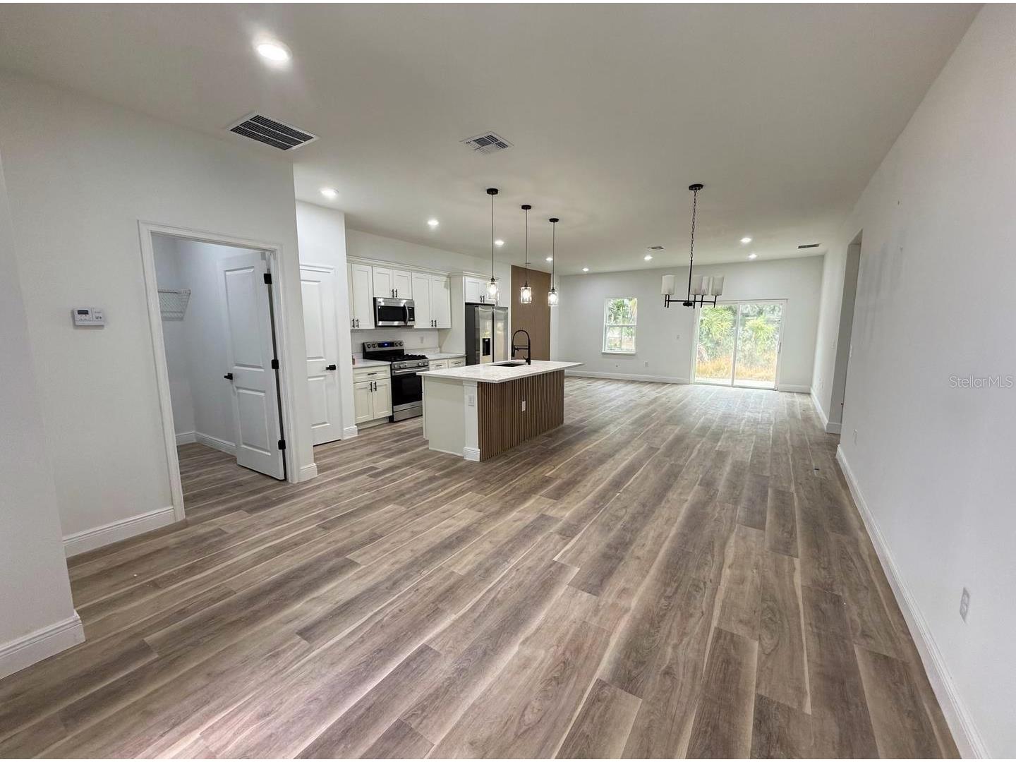 351 Tenk Street Port Charlotte FL 33953 O6394886 image11