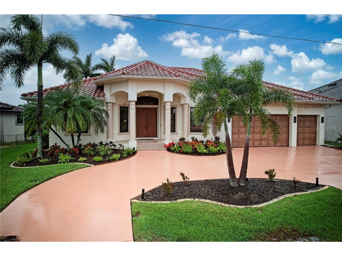 351 Trieste Drive Punta Gorda FL 33950 C7493944 image1