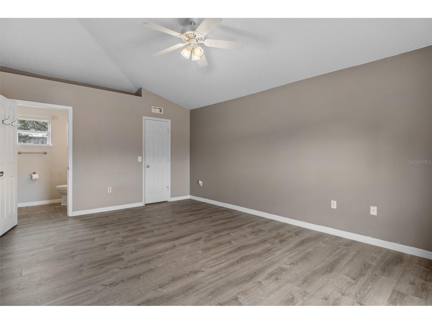 351 Upland Avenue Spring Hill FL 34606 W7883245 image28