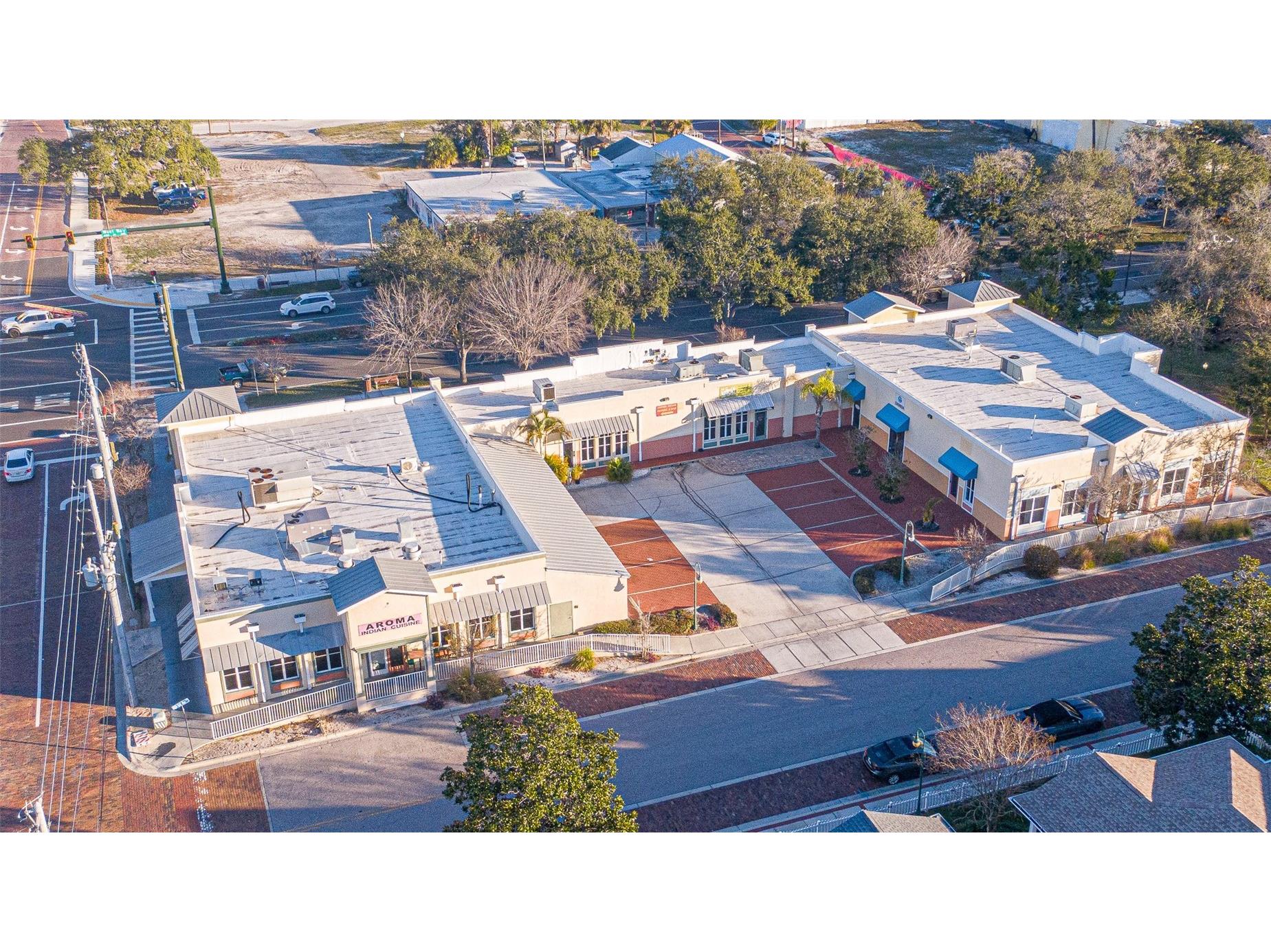 351 W Bay Drive Largo FL 33770 S5143423 image2