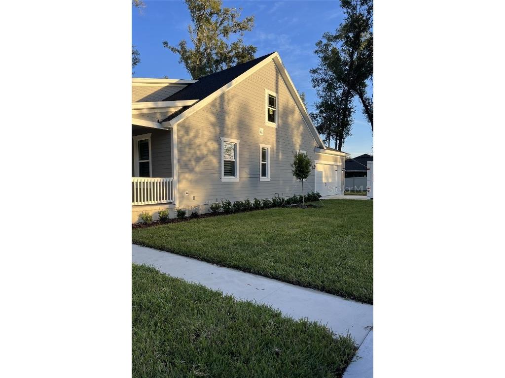 351 W Michigan Avenue Lake Helen FL 32744 J968610 image1