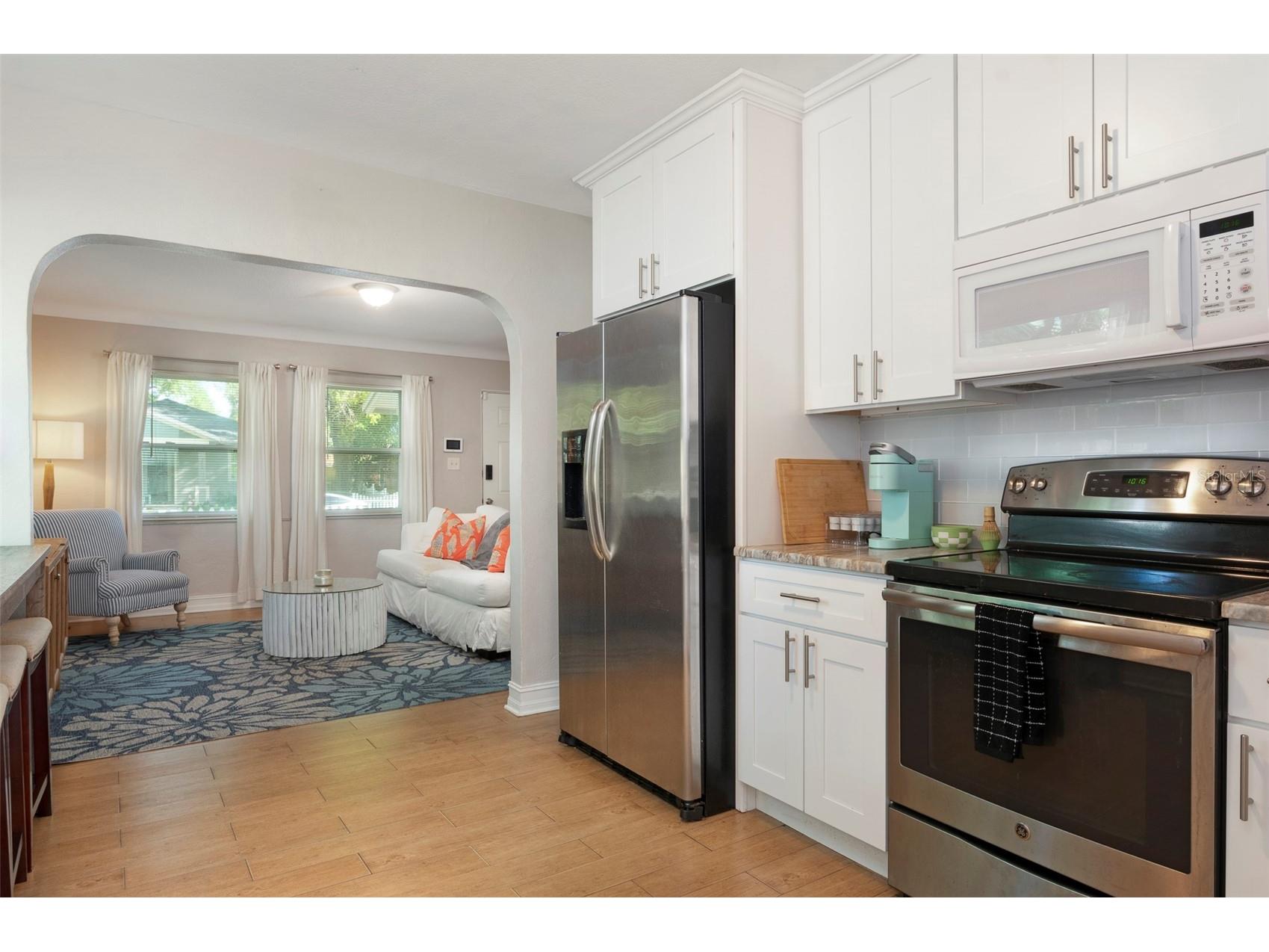 3510 4th Avenue N Saint Petersburg FL 33713 TB8487477 image11