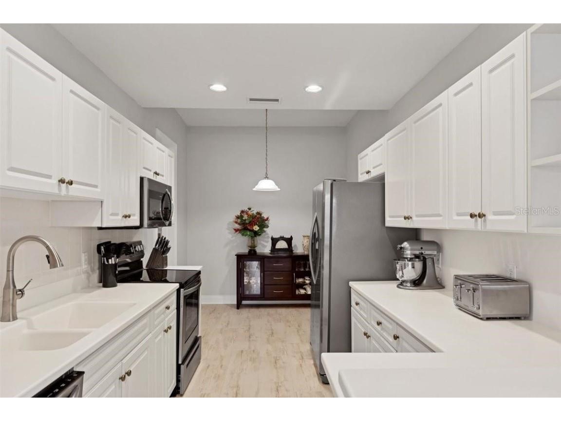 3510 54th Drive W #201 Bradenton FL 34210 A4648258 image8