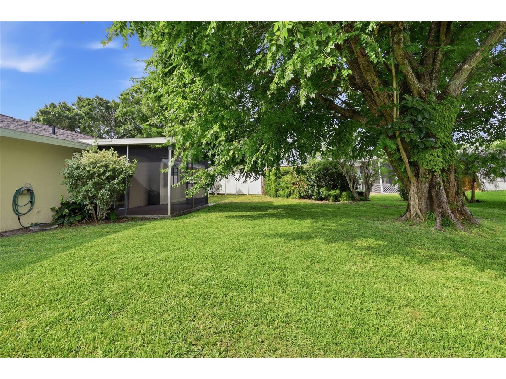 3510 62nd Street W Bradenton FL 34209 A4693066 image14