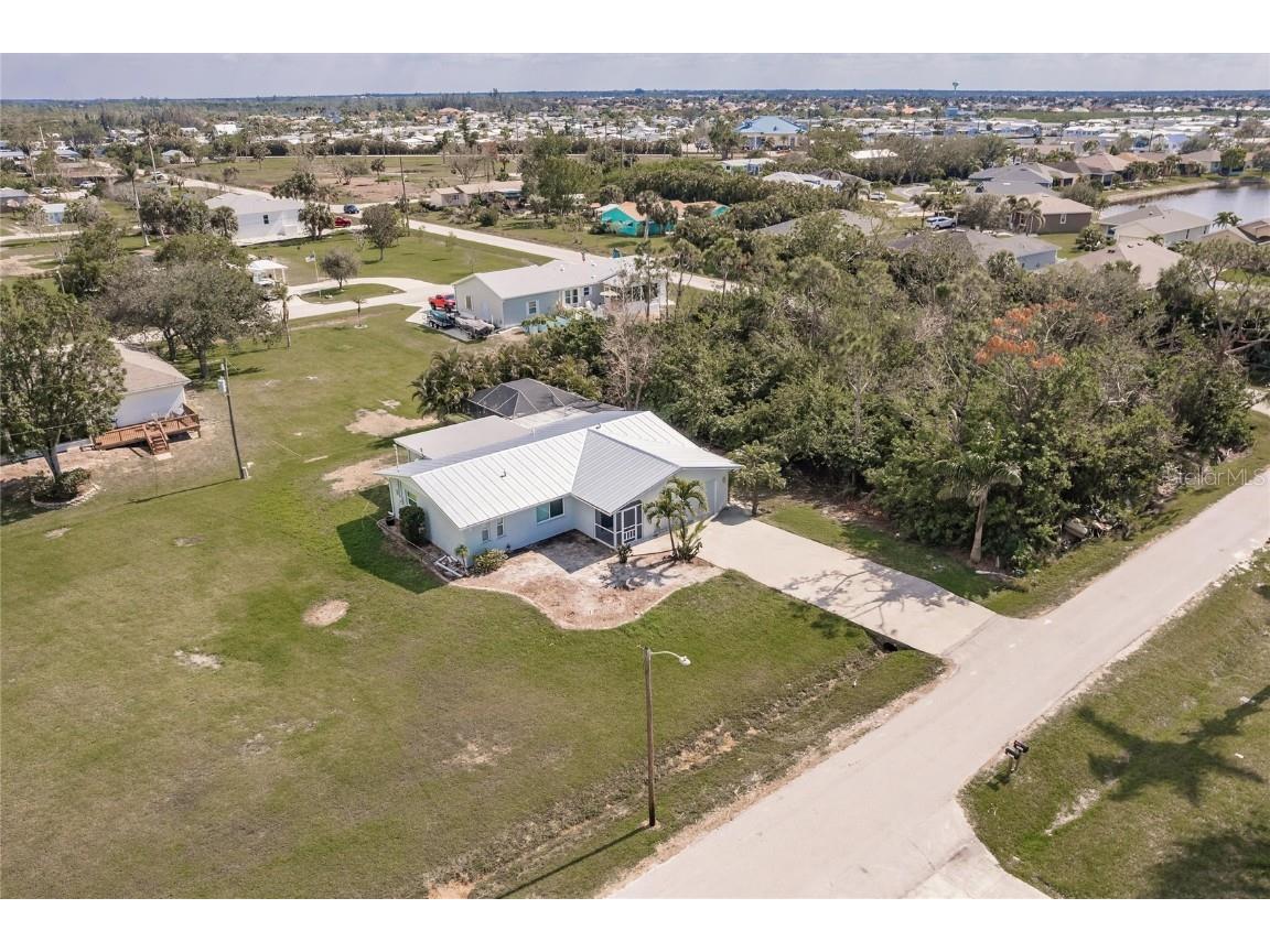 3510 Amanda Street Punta Gorda FL 33950 C7505289 image1