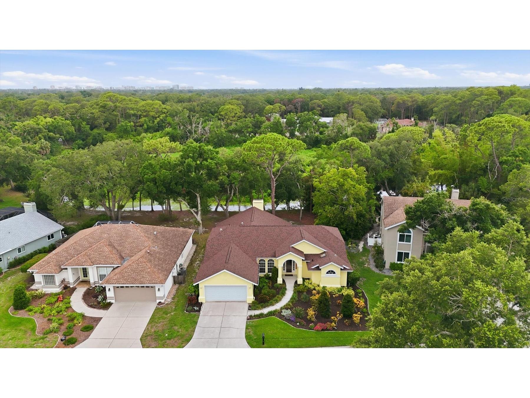 3510 Crystal Lakes Court Sarasota FL 34235 A4693705 image3