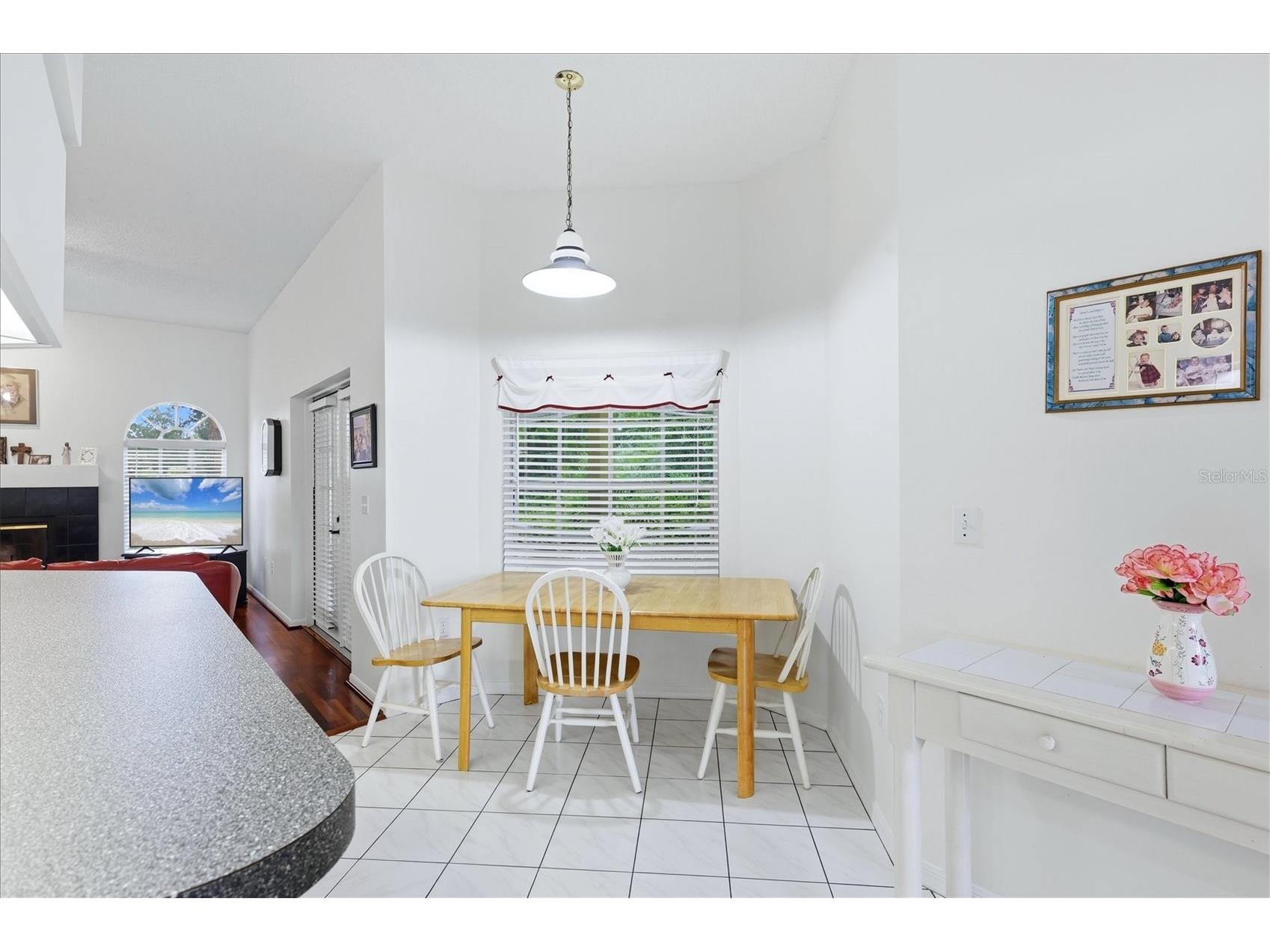 3510 Crystal Lakes Court Sarasota FL 34235 A4693705 image9