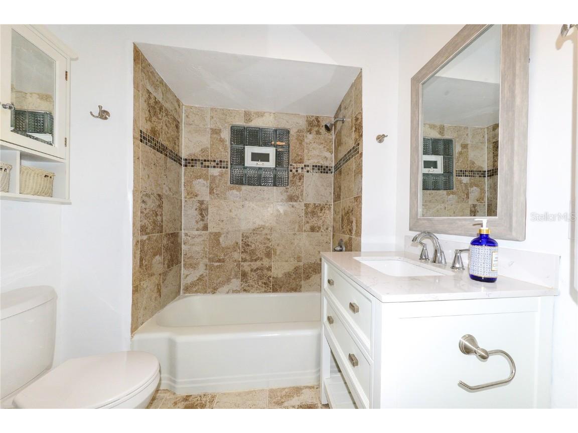 3510 E Riverside Drive Fort Myers FL 33916 C7515216 image18