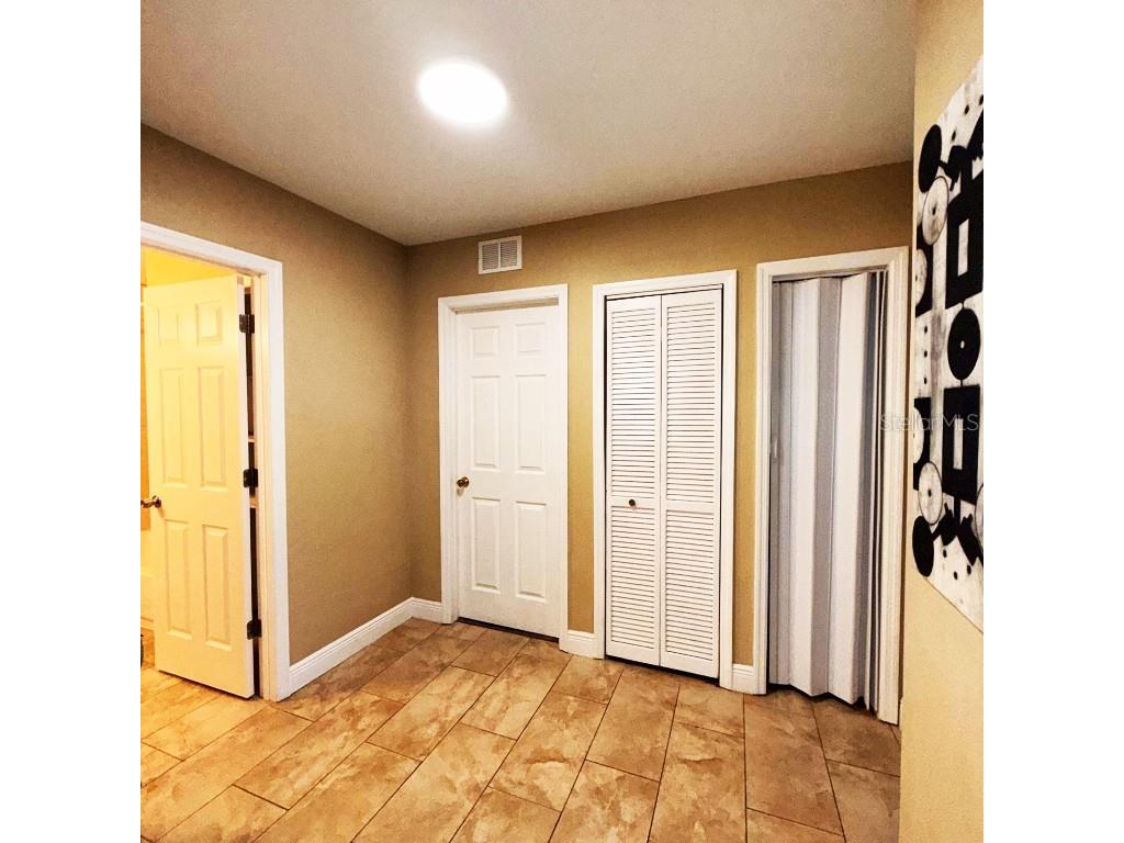 3510 N 16th Street Tampa FL 33605 TB8453849 image6