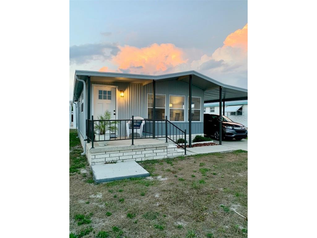 35101 Condominium Boulevard Zephyrhills FL 33541 U8225692 image1